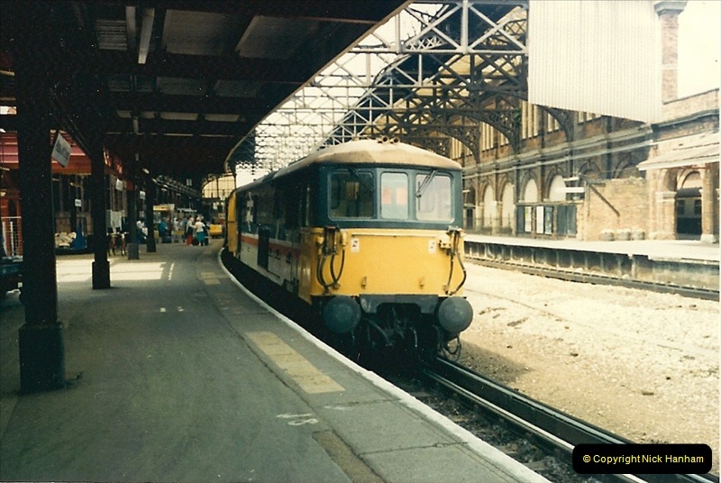 1987-06-06 Bournemouth, Dorset.  (8)0330
