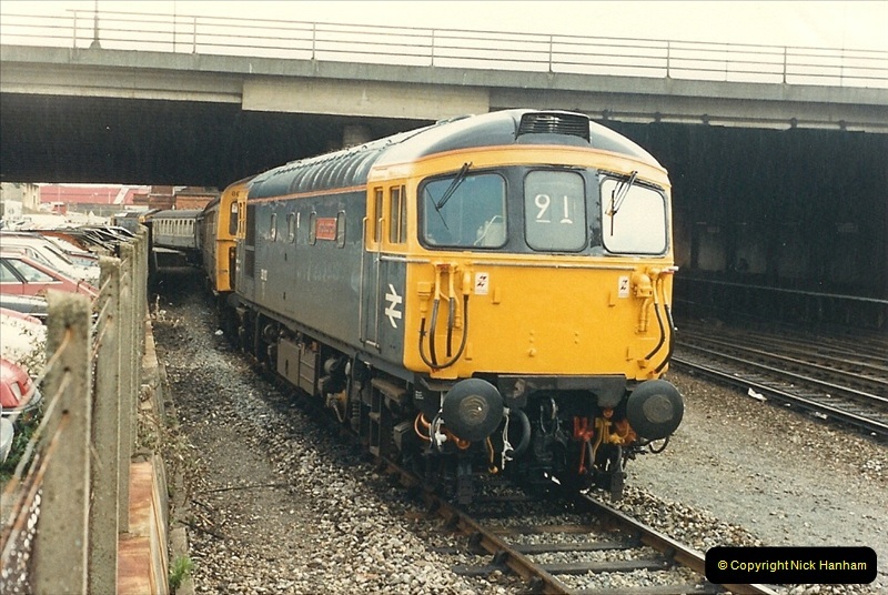1987-11-01 Bournemouth, Dorset.  (11)0412