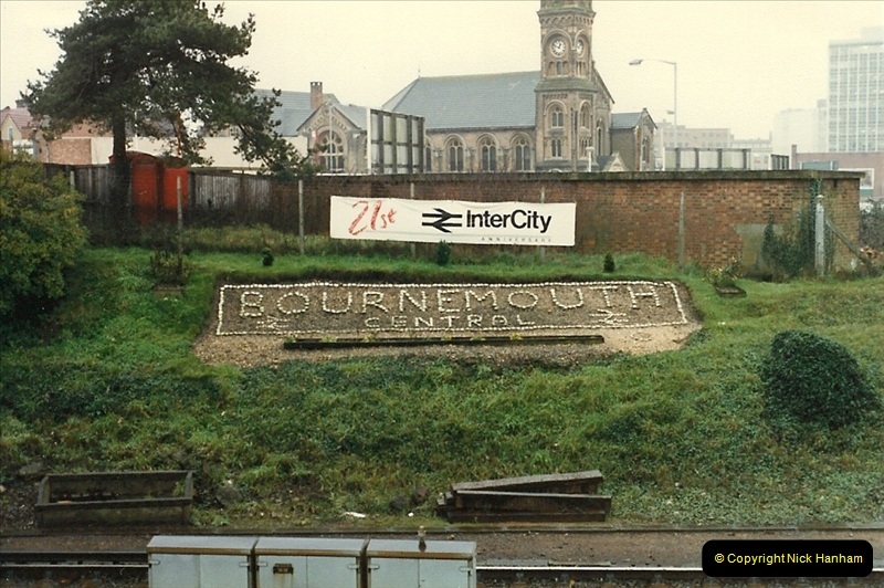 1987-11-01 Bournemouth, Dorset.  (24)0425