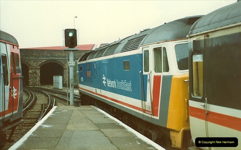 1987-11-01 Bournemouth, Dorset.  (27)0428
