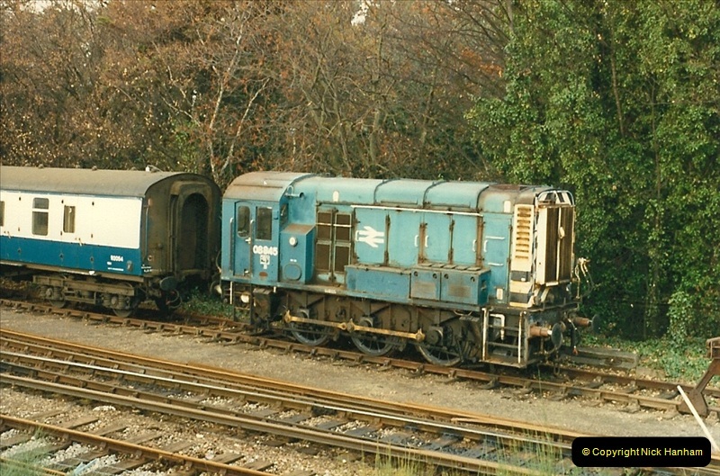 1987-11-05 Bournemouth Depot, Bournemouth, Dorset.  (2)0432