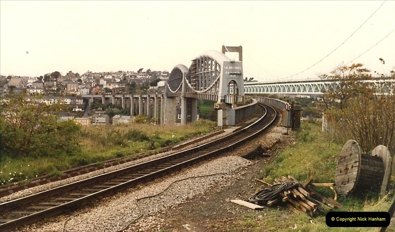 1986-10-29 The Royal Albert Bridge, Saltash, Devon.  (1)0335