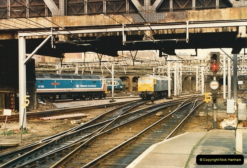1986-11-22 Liverpoole Street Station, London.  (13)0364