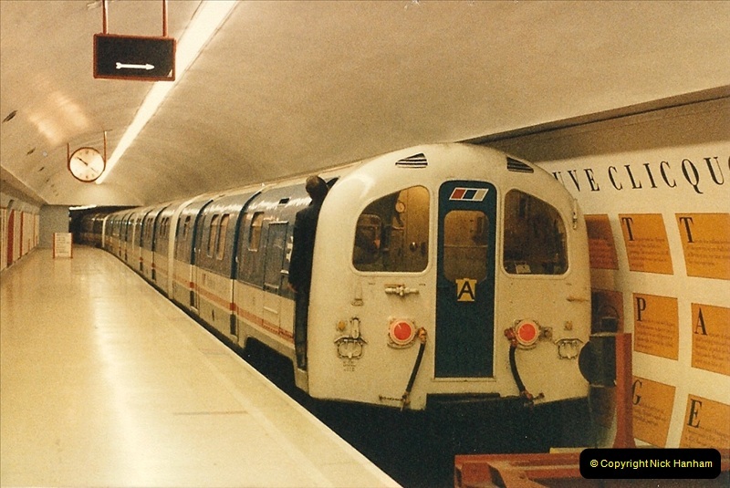 1986-11-22 Waterloo Station, London. (15)0384