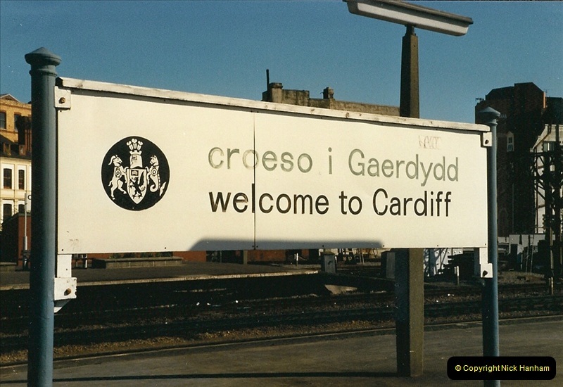 1989-04-15 Cardiff, South Wales.  (2)0234