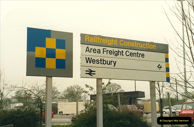 1989-04-17 Westbury, Wiltshire.  (1)0270