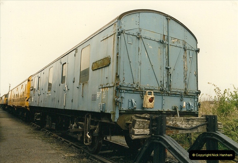 1989-04-17 Westbury, Wiltshire.  (13)0282