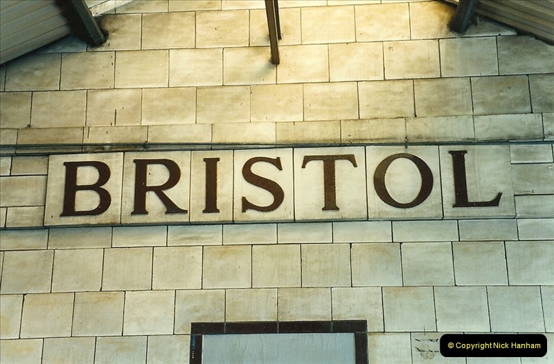 1989-08-20 Bristol Temple Meads, Bristol.  (4)0404