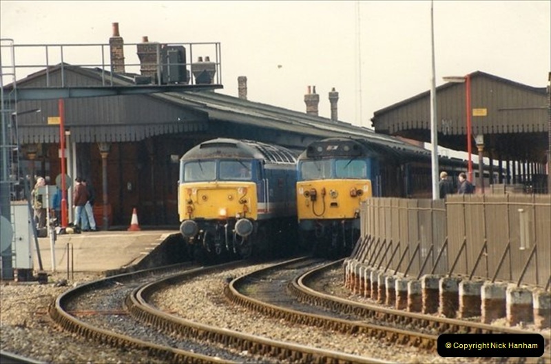 1992-02-29 Salisbury station, Salisbury, Wiltshire.  (33)330