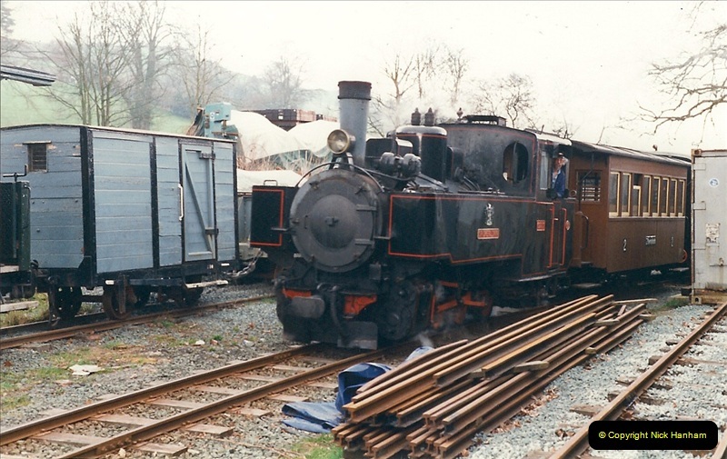 2000-03-10 Welshpool & Llanfair Railway, North Wales.  (31)059