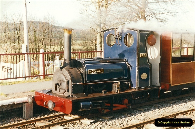 2000-03-11 Bala Lake Railway, North Wales.  (11)075