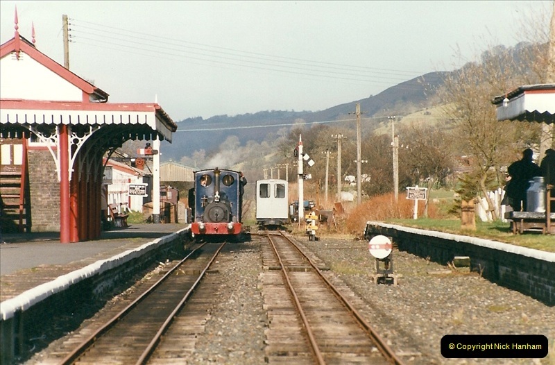 2000-03-11 Bala Lake Railway, North Wales.  (12)076