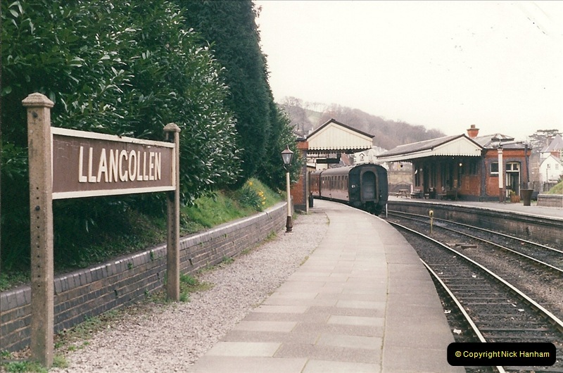 2000-03-11 Llangollen Railway, North Wales.  (5)084