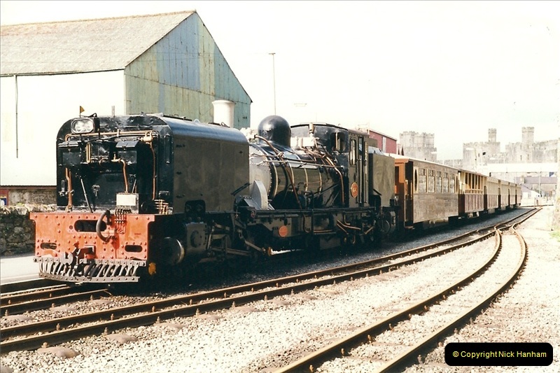 2000-03-12 Welsh Highland Railway, North Wales.  (19)205