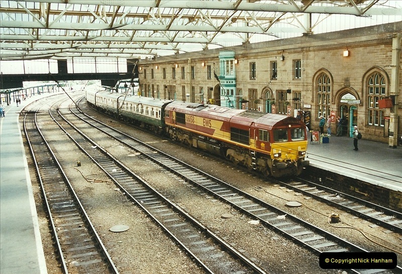 2003-06-14 Northampton-Crewe-Carlisle & Return. The Royal Scott & 6233 Dutchess of Southerland.  (69)189