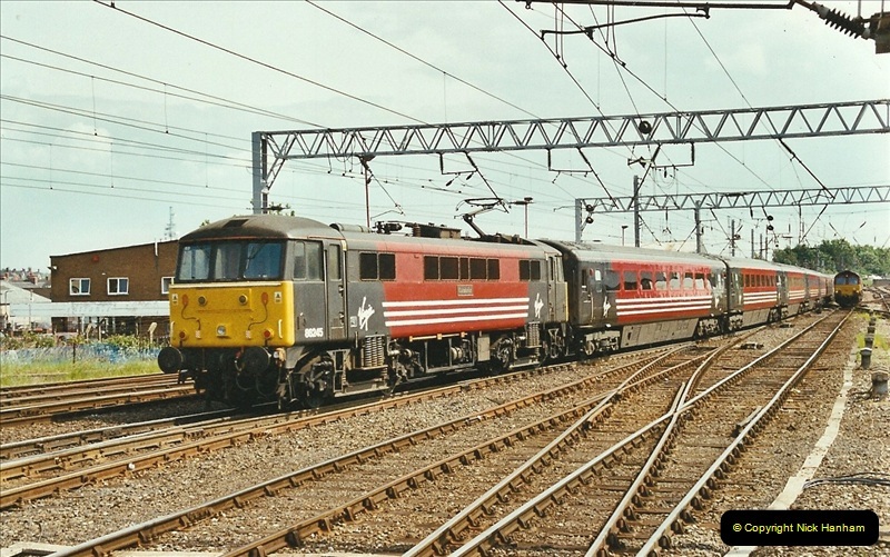 2003-06-14 Northampton-Crewe-Carlisle & Return. The Royal Scott & 6233 Dutchess of Southerland.  (73)193