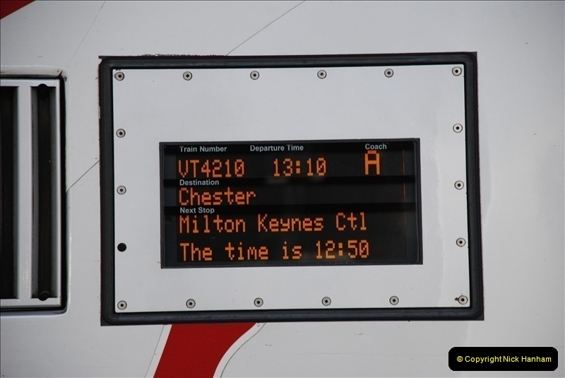 2010-06-17 Euston Station, London.  (22)285