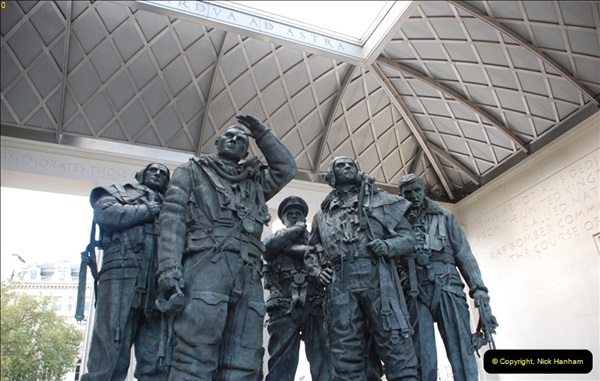 2012-10-06 The LONG OVERDUE Bomber Command Memorial @ Green Park, London (3)043