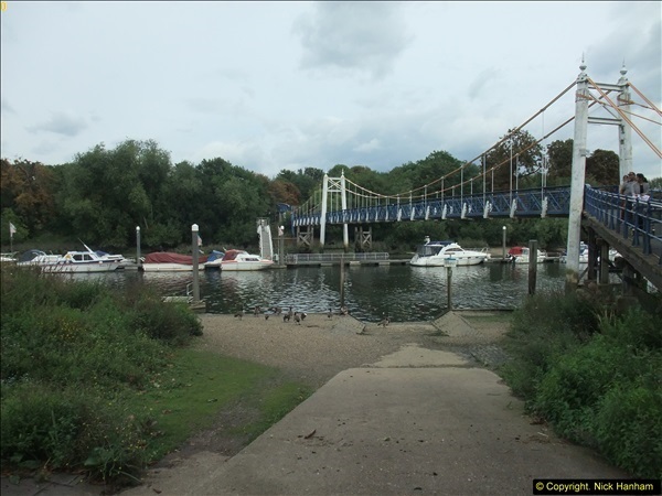 2013-09-10 Teddington Lock, Teddington, Middlesex.  (1)