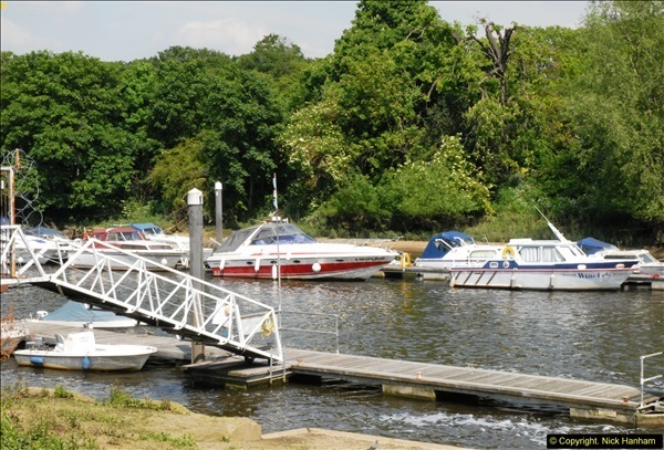 2014-05-16 Teddington Lock, River Thames,Teddington, Middlesex.  (2)