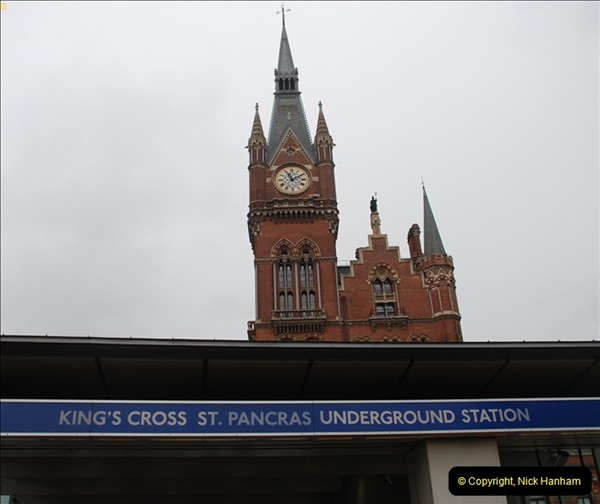 2012-05-05 London Stations.  (3)166
