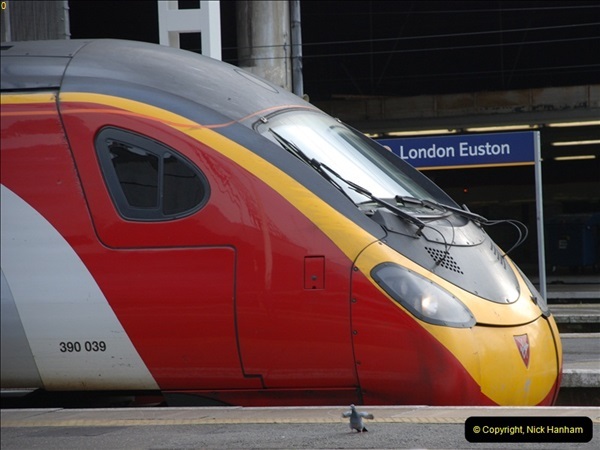 2012-10-07 Euston Station, London.  (8)327
