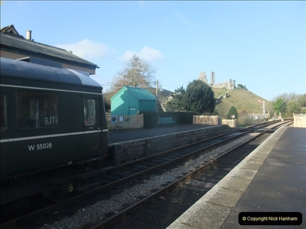 2012-01-07 Driving the DMU shuttle service Corfe Castle to Norden (11)126