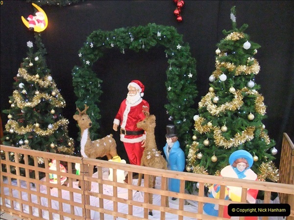 2012-12-02 Santa Specials and DMU 1.  (19)019