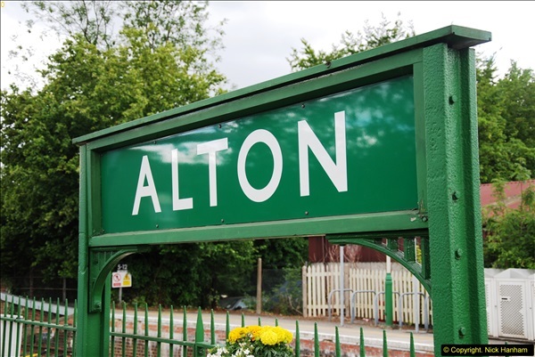 2015-07-19 Alton, Hampshire (Mid Hants Railway). (2)002
