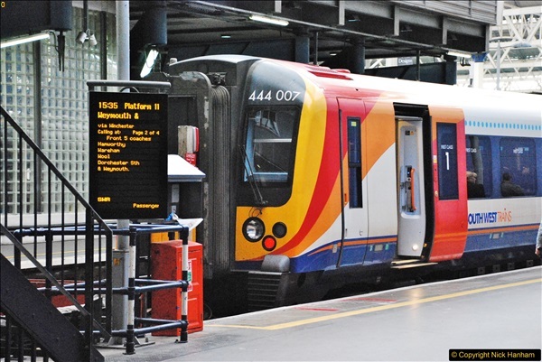 2017-09-18 London Stations 2.  (169)376