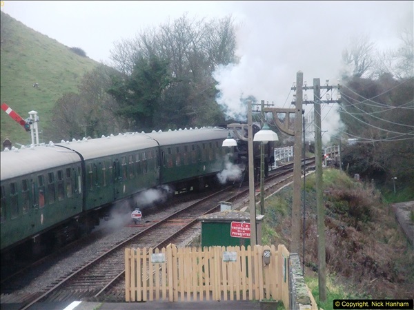 2015-12-06 Driving the DMU on Santa Special.  (91)091