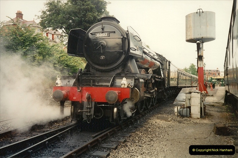 1994-07-18 to 22 Your Host spends a week driving Flying Scotsman.  (10)0082