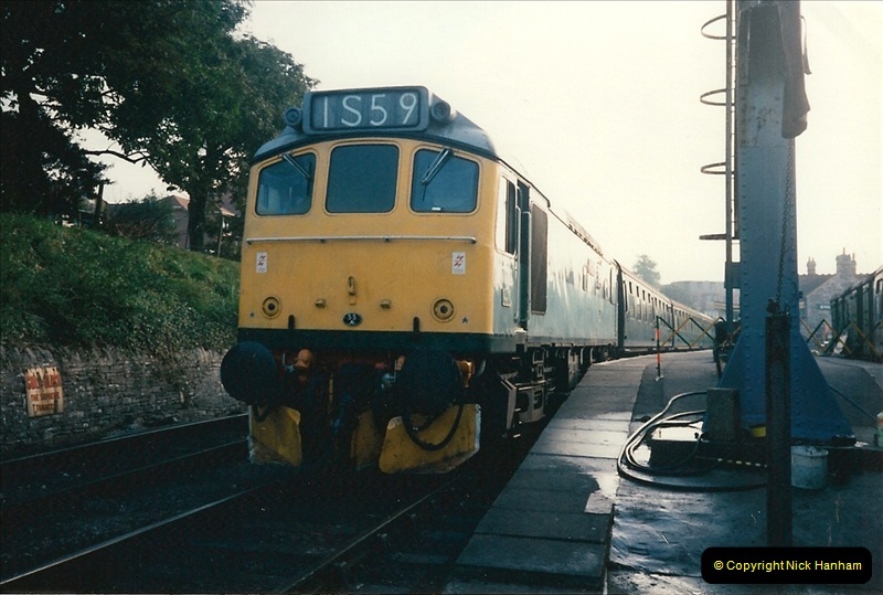 1994-10-20 My last driving turn on the Class 25 prior to its departure.  (2)0102