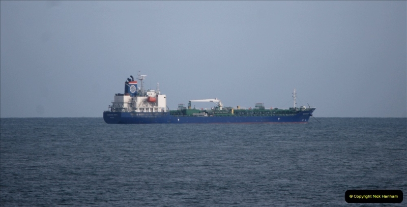 2019 April English Channel Shipping. (19) 052