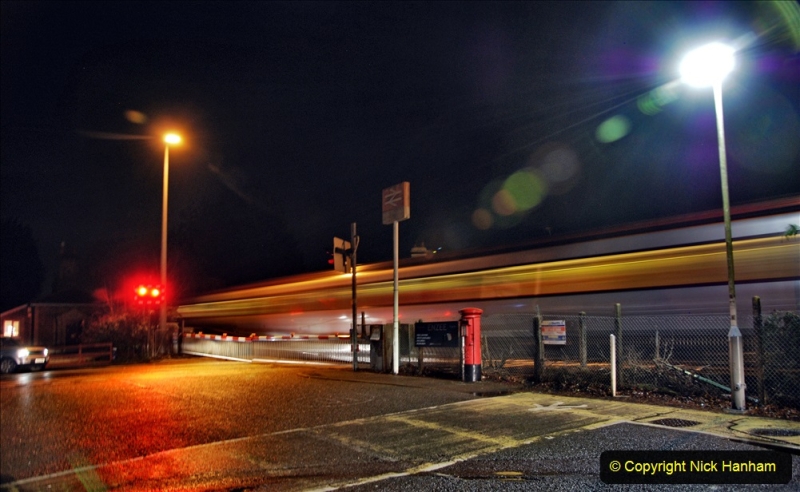 2020-12-14 Night at Brockenhurst, Hampshire. (13) Fast trains going through. 041