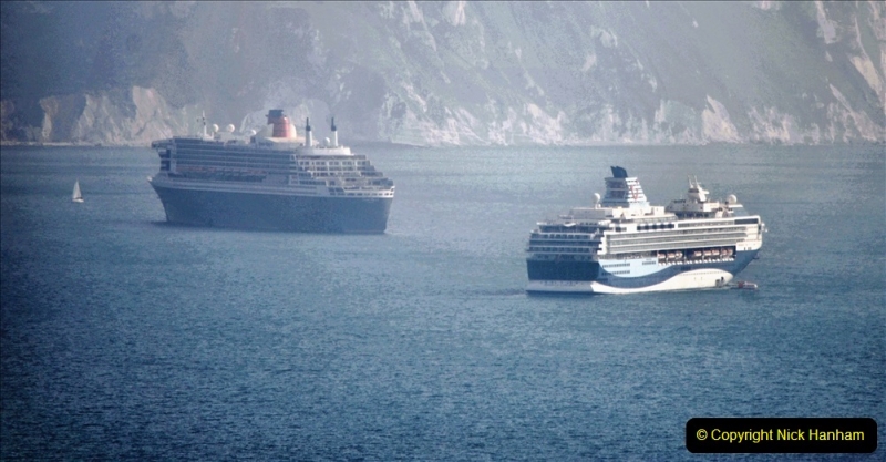 2020-08-10 Cruise ships in Weymouth Bay. (16) 149