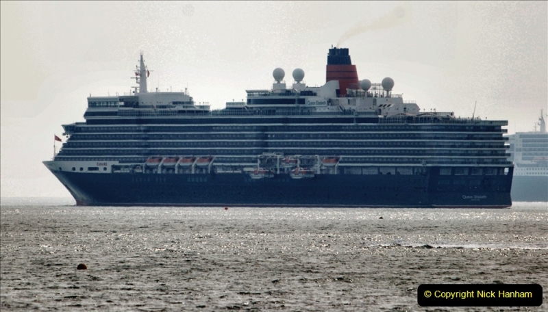 2020-08-10 Cruise ships in Weymouth Bay. (31) Queen Elizabeth 3. 163