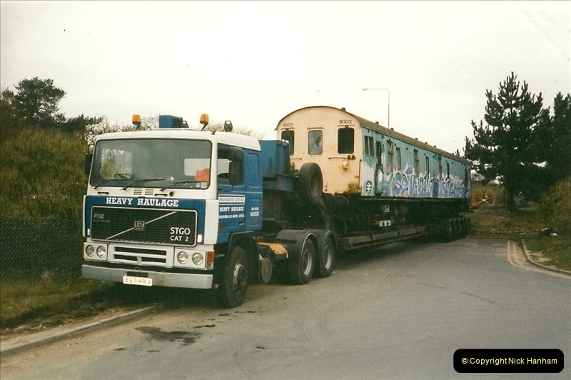2000-03-16-Bournemouth-Depot-carriage-movement.-3262