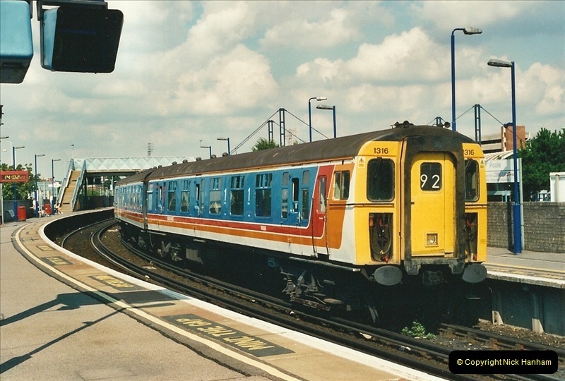 2000-08-30-Poole-Dorset.-3332
