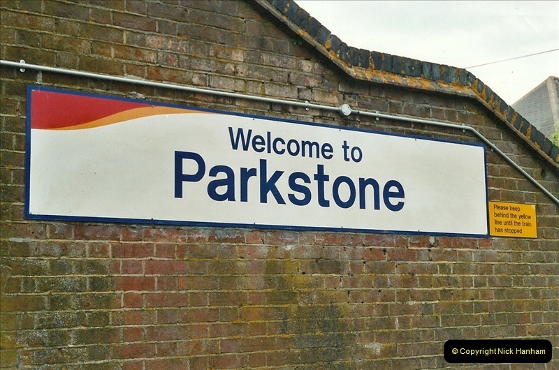 2001-06-04-Parkstone-Poole-Dorset.-3373