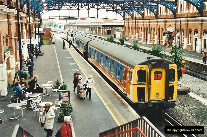 2001-12-18-Bournemouth-Dorset.-13417