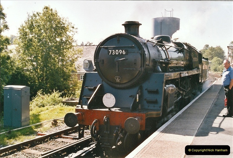 2004-09-08-The-Mid-Hants-Railway.-12072