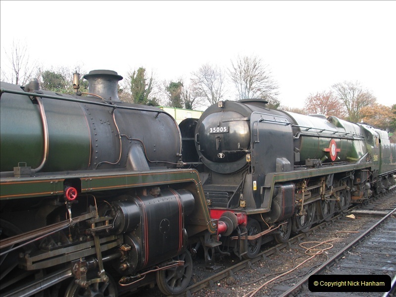 2005-12-14-Mid-Hants-Railway-@-Ropley-Hampshire.-12113