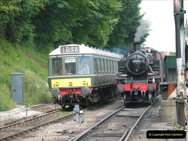 2007-06-07-The-Mid-Hants-Railway-Ropley-Hampshire.-15183