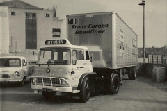 1881965-8-Earls-Court-Commercial-Motor-Show-London.-188