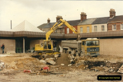 3421986-03-24-The-new-railway-station-taking-shape-@-Weymouth-Dorset.342