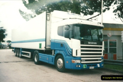 7221998-05-13-Truck-Stop-near-Monte-Casino-Italy.-2722