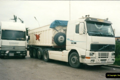 7271998-05-13-Truck-Stop-near-Monte-Casino-Italy.-7727