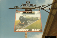 07571984-05-25-Spetisbury-Dorset.-Pub-sign.-10757