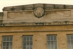 09761985-11-23-Exeter-St-Davids-Exeter-Devon.-20976